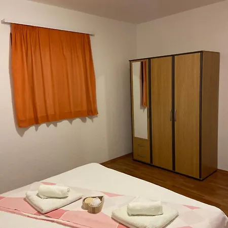 Stella Apartment